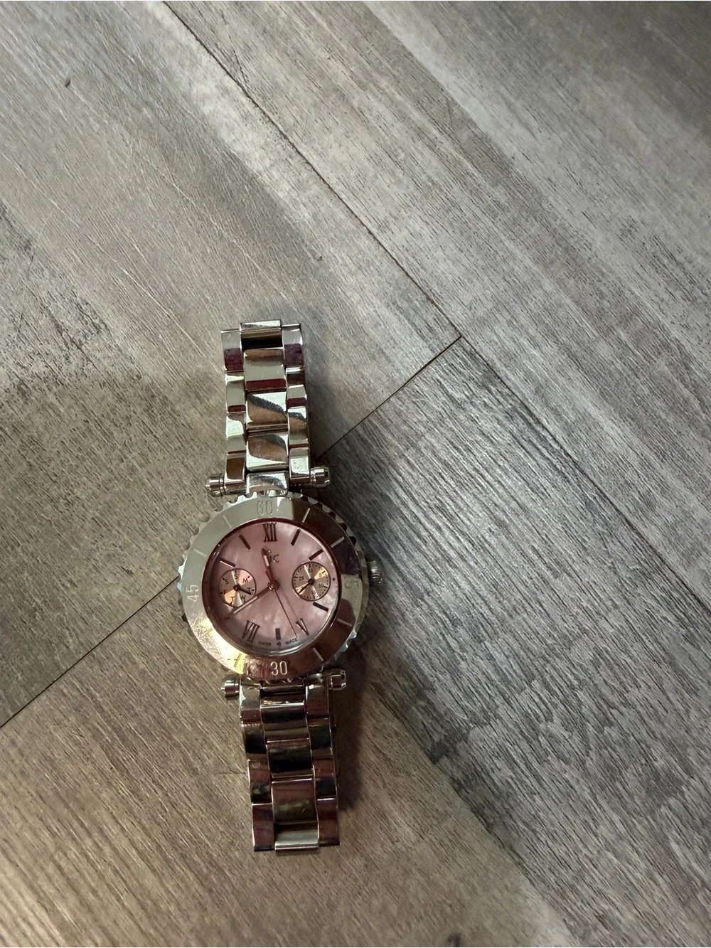 GC Guess Collection GC32000 Women’s Swiss Watch Pink MOP Dial Stainless Steel